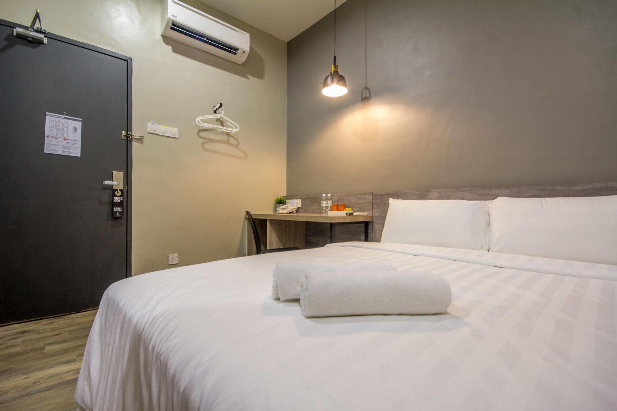 Chariton Hotel Alma Bukit Mertajam Dış mekan fotoğraf