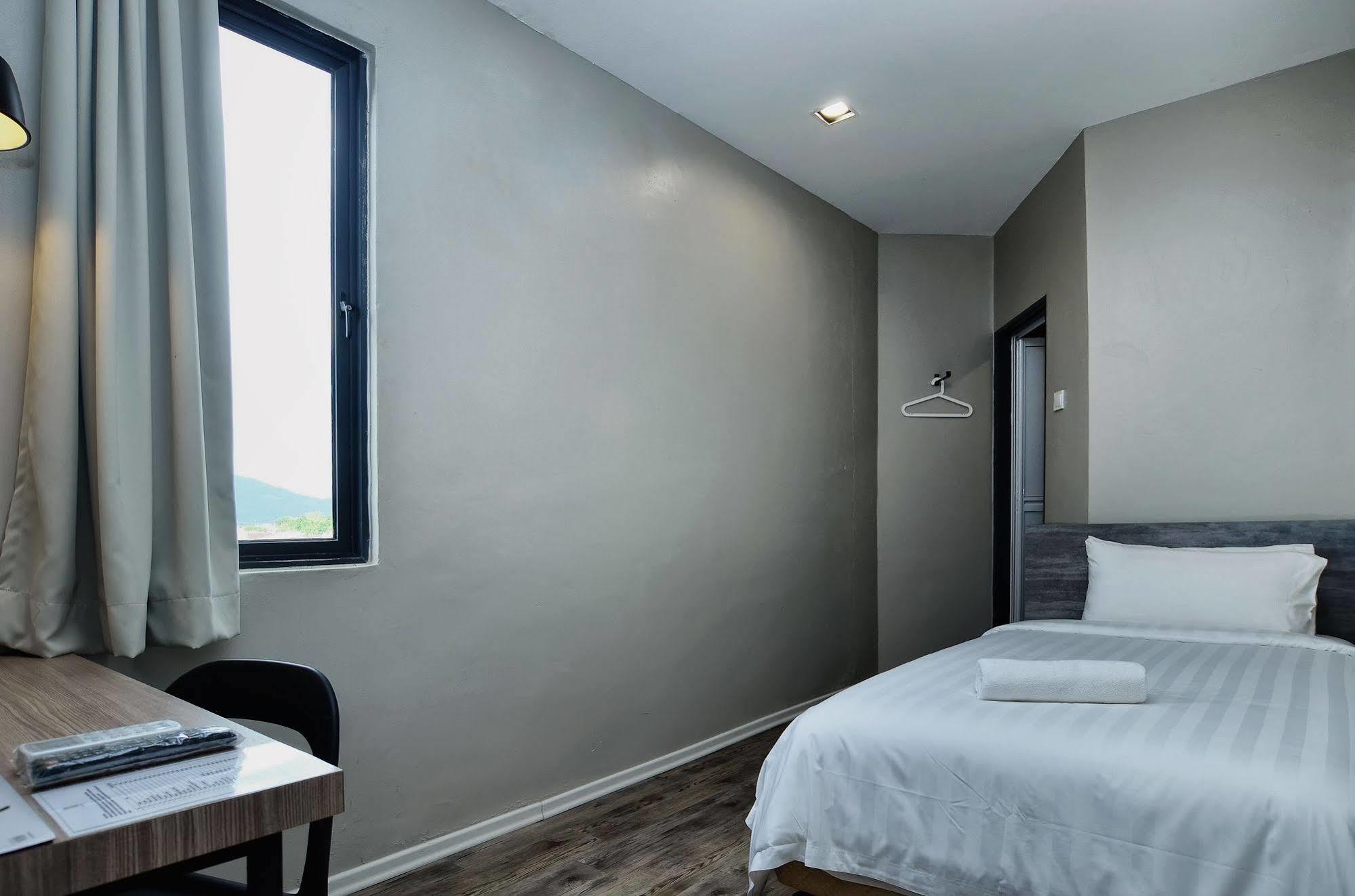 Chariton Hotel Alma Bukit Mertajam Dış mekan fotoğraf